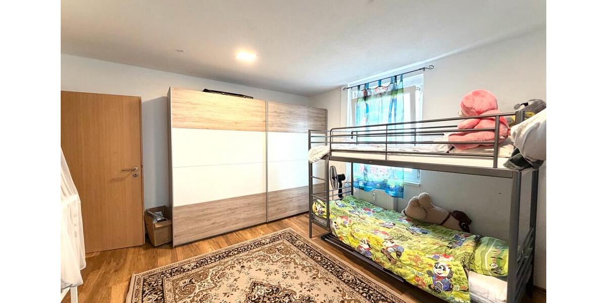 Etagenwohnung Esslingen am Neckar Brühl - 3 Zimmer, 78 m&sup2;, 275.000&euro; | Angebot:25436259