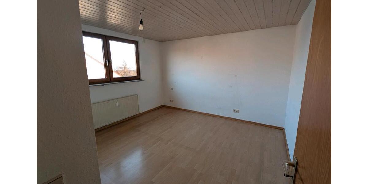 Dachgeschoßwohnung Stuttgart Stuttgart-West - 3 Zimmer, 76 m&sup2;, 950&euro; | Angebot:25174543