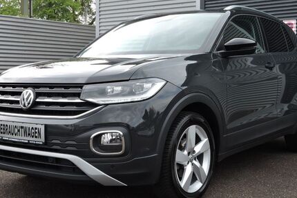 VW T-Cross 100.000 km 17.999 &euro; Altbach 73776