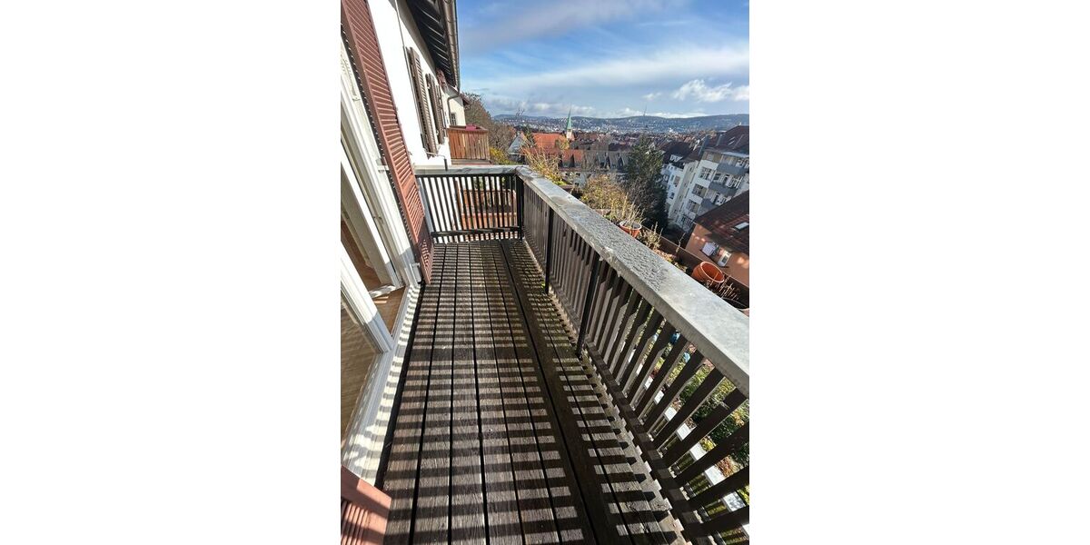 Zwei Zimmer mit Weitblick - Sanierte Wohnung im 1. OG und Balkon - Appartement Stuttgart Botnang | Angebot:26623450