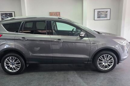 Ford Kuga 110.000 km 8.990 &euro; Asperg/Ludwigsburg bei Stuttgart 71679