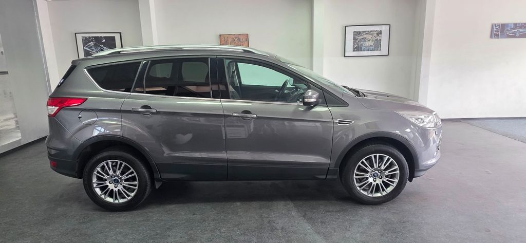 Ford Kuga 110.000 km 8.990 &euro; Asperg/Ludwigsburg bei Stuttgart 71679