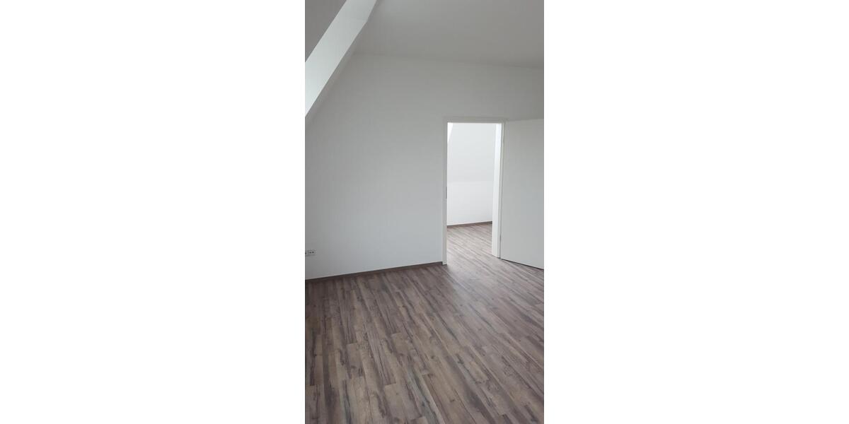 Dachgeschoßwohnung Stuttgart Stuttgart-Nord - 3.5 Zimmer, 89 m&sup2;, 1.398&euro; | Angebot:25384297