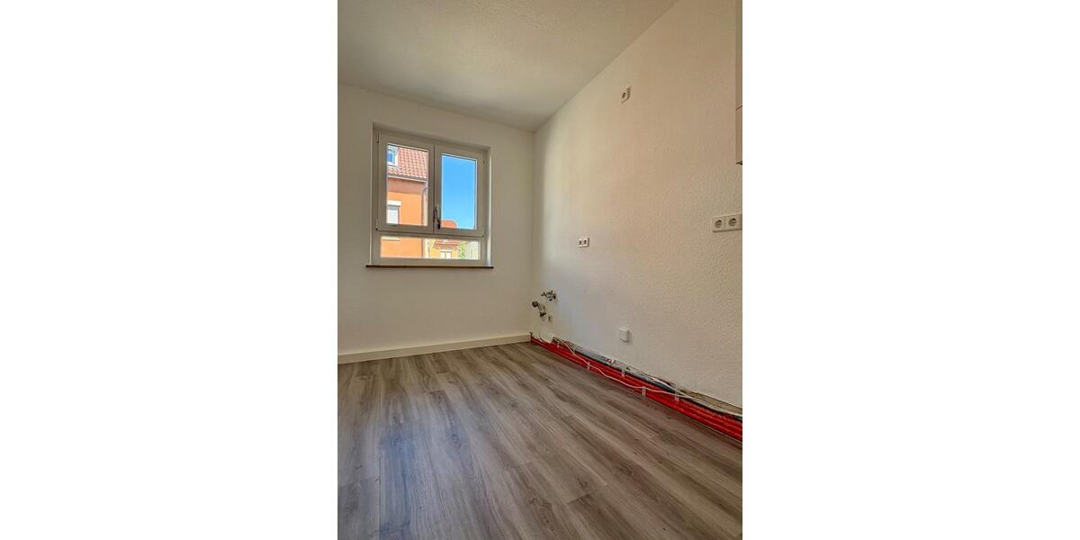 Etagenwohnung Stuttgart Luginsland - 4 Zimmer, 78 m&sup2;, 1.300&euro; | Angebot:26144361