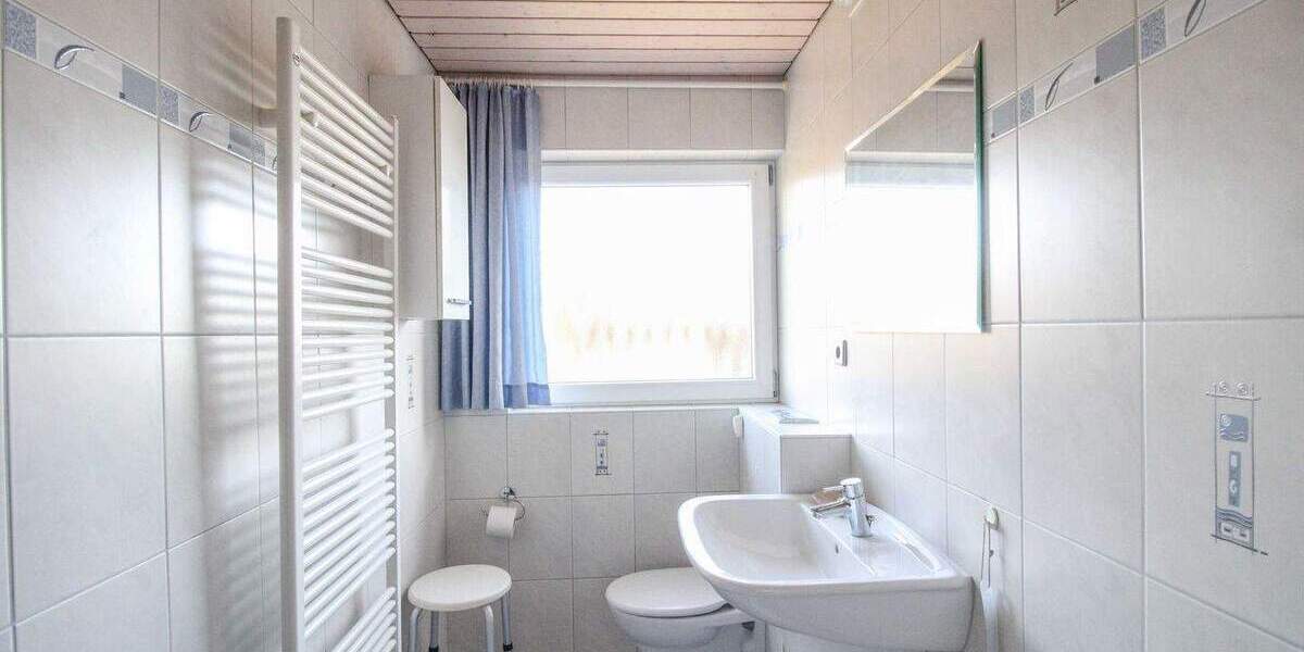 Einfamilienhaus Stuttgart Rot - 6 Zimmer, 450.000&euro; | Angebot:24858609