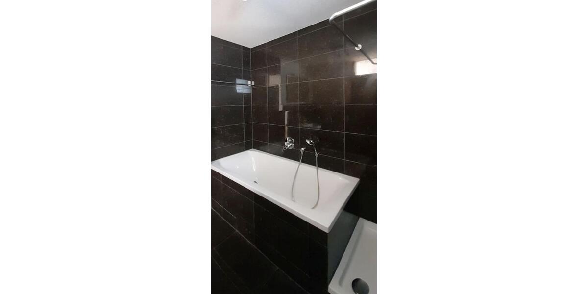 Doppelhaushälfte Leonberg - 4.5 Zimmer, 138 m&sup2;, 695.000&euro; | Angebot:24456324