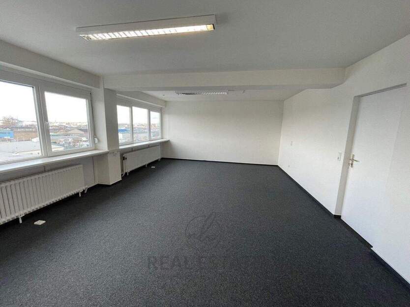 Heller 50 m² Büroraum in Hamburg-Rothenburgsort