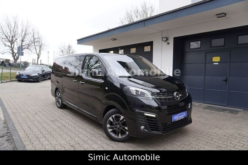 Zafira Life