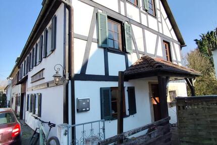 Haus Nürtingen - 7 Zimmer, 192 m&sup2;, 500.000&euro; | Angebot:26766128
