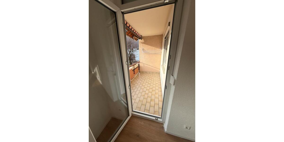 Etagenwohnung Esslingen am Neckar Brühl - 2.5 Zimmer, 55 m&sup2;, 1.050&euro; | Angebot:26300265