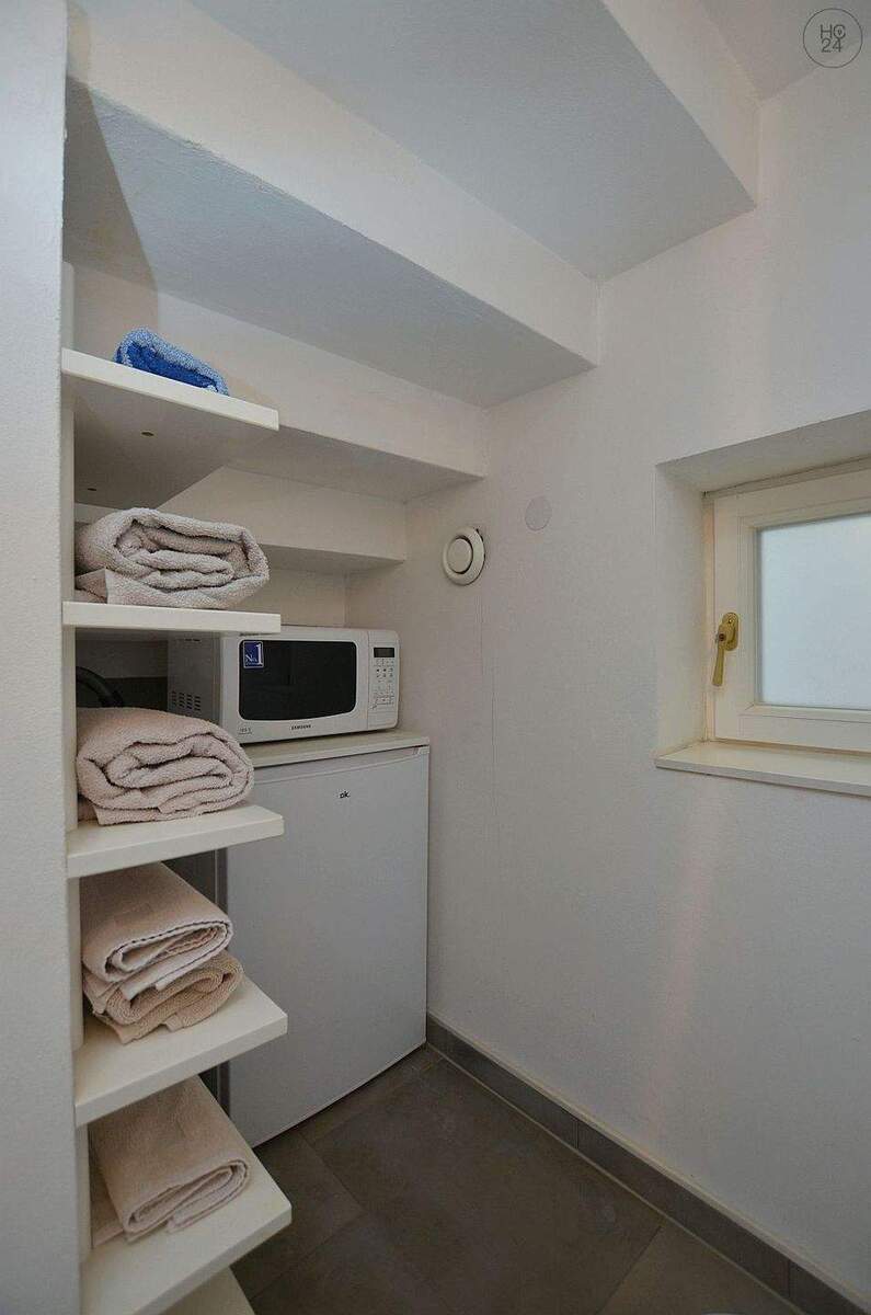 Sehr schön möbliertes Apartment in toller Aussichtslage in Stuttgart Süd 1 zimmer