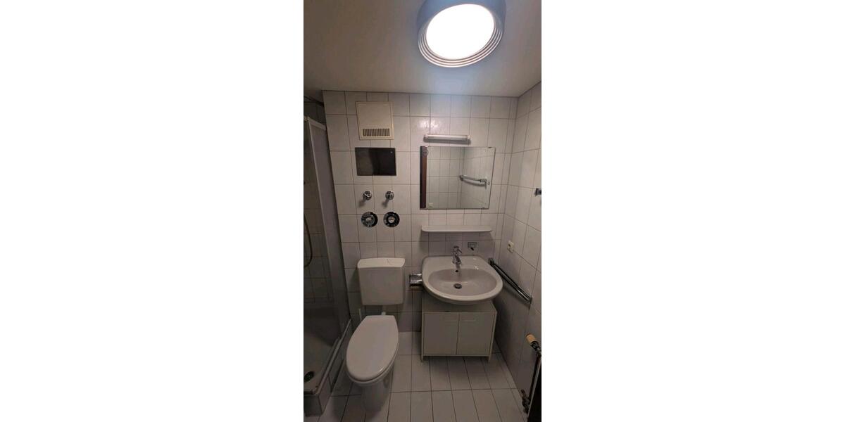 Etagenwohnung Freiberg am Neckar - 1 Zimmer, 39 m&sup2;, 185.000&euro; | Angebot:26223403