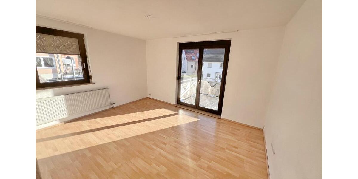 Etagenwohnung Waiblingen Beinstein - 5 Zimmer, 105 m&sup2;, 1.250&euro; | Angebot:25255244