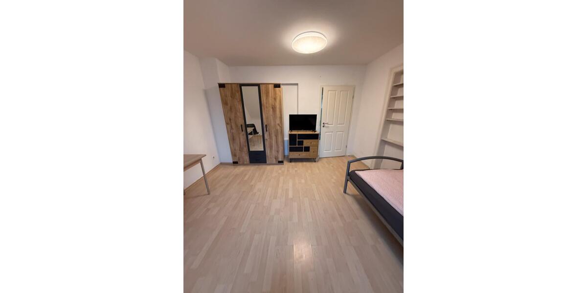 Etagenwohnung Stuttgart Mühlhausen - 5 Zimmer, 120 m&sup2;, 600&euro; | Angebot:24570627