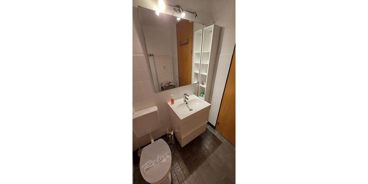 Hochparterre Esslingen am Neckar Hegensberg - 2 Zimmer, 43 m&sup2;, 172.000&euro; | Angebot:26927356