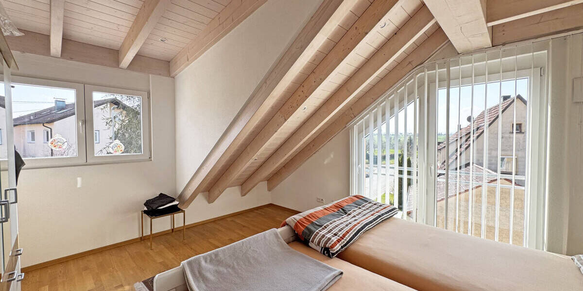 Etagenwohnung Pliezhausen / Gniebel Gniebel - 4 Zimmer, 111 m&sup2;, 423.000&euro; | Angebot:26453804