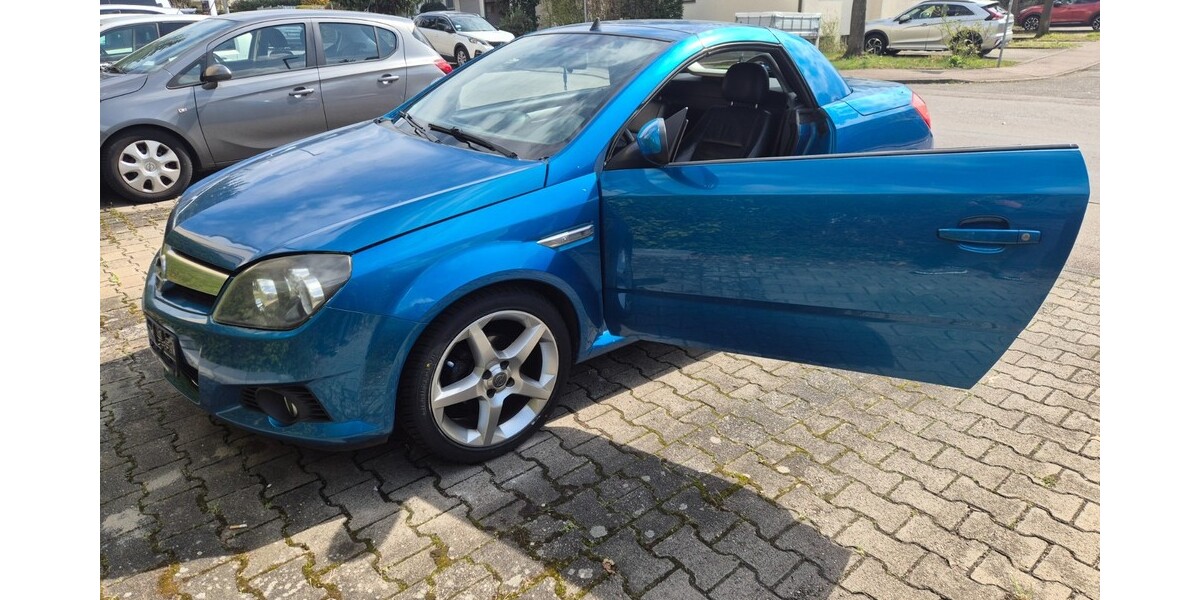 Opel Tigra Twintop 198.000 km 1.100 &euro; Ludwigsburg 71638
