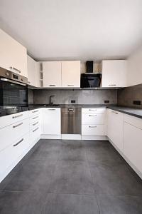 LEERSTEHEND, IN RUHIGER LAGE - Etagenwohnung Köngen | Angebot:27359842