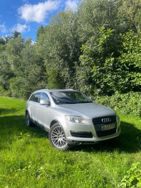 Q7