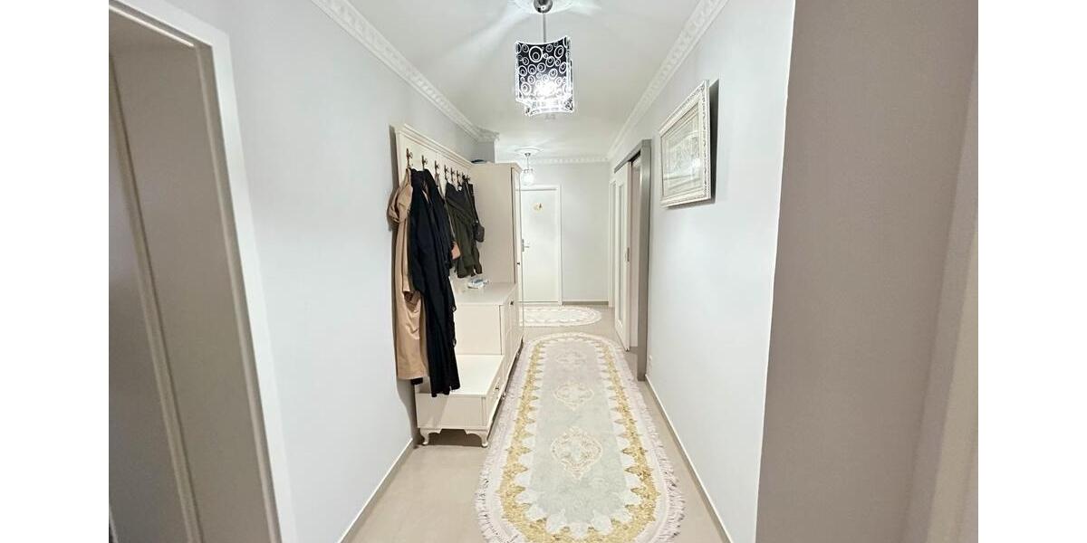 Provisionsfrei 4,5-Zimmer-ETW Wintergarten & Gartenanteil &Garage 4.5 zimmer