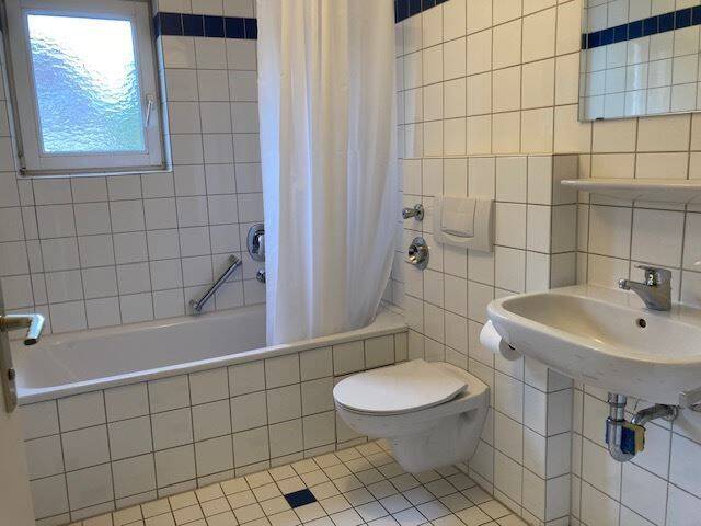 Etagenwohnung Stuttgart Weilimdorf - 3 Zimmer, 75 m&sup2;, 1.035&euro; | Angebot:26388358