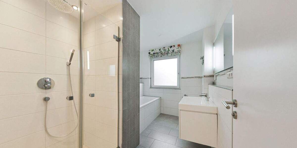 Etagenwohnung Ludwigsburg Pflugfelden - 4 Zimmer, 151 m&sup2;, 800.000&euro; | Angebot:25706137