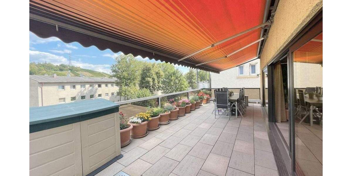 Einfamilienhaus Stuttgart Zuffenhausen - 5 Zimmer, 227 m&sup2;, 999.000&euro; | Angebot:25662341