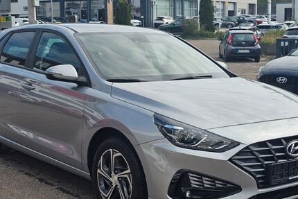 Hyundai i30 22.215 km 16.600 &euro; Leonberg 71229
