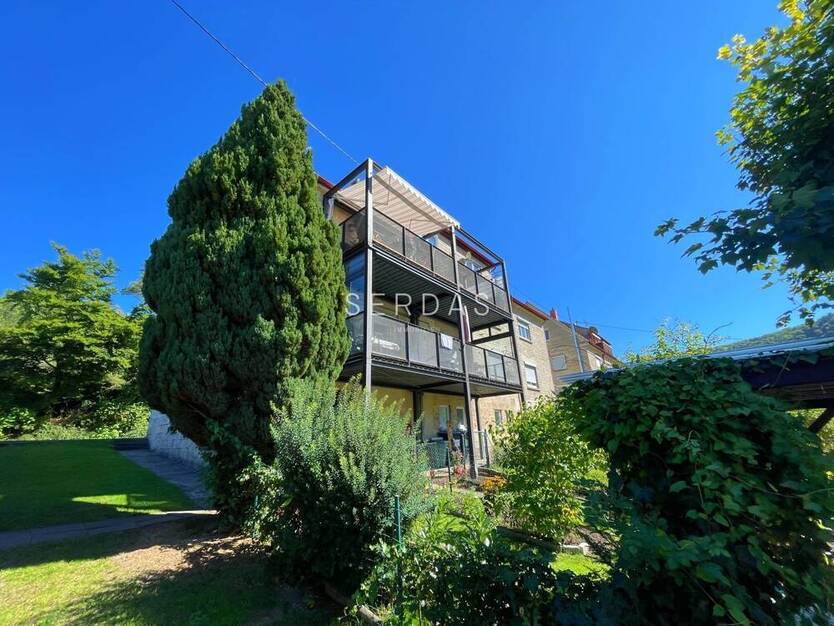 3-Zimmer-Wohnung mit Balkon, Gartenanteil und Fernblick in Reutlingen-Gönningen