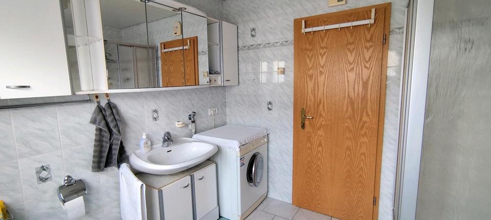 Hochparterre Gerlingen - 4 Zimmer, 88 m&sup2;, 329.000&euro; | Angebot:26704122