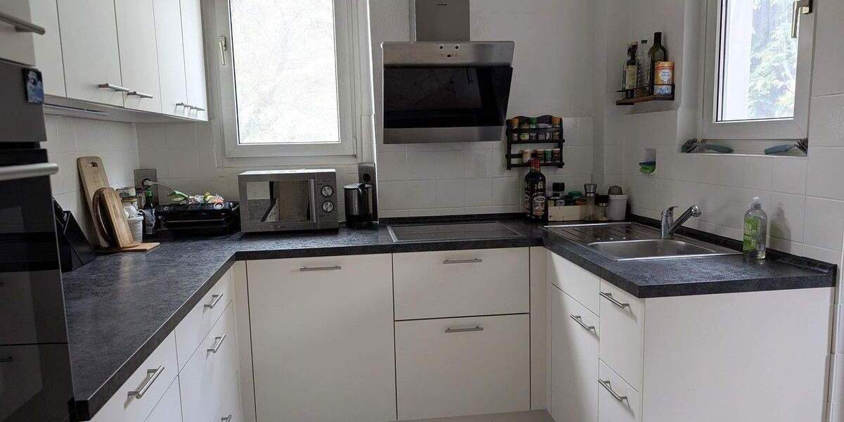 Einfamilienhaus Esslingen am Neckar (Oberesslingen) Oberesslingen - 8 Zimmer, 183 m&sup2;, 639.000&euro; | Angebot:25144407