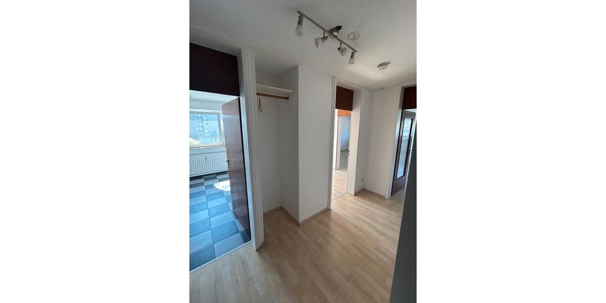 Etagenwohnung Stuttgart Botnang - 3 Zimmer, 74 m&sup2;, 350.000&euro; | Angebot:26124313