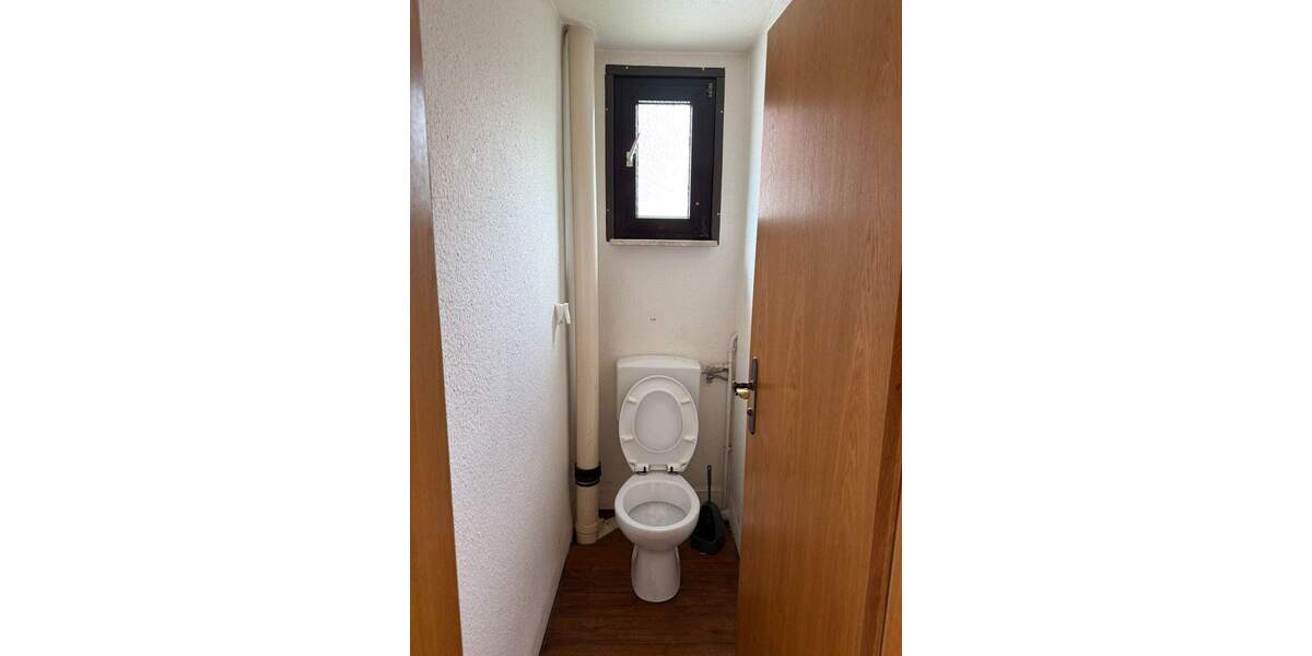 Mehrfamilienhaus, Wohnhaus Stuttgart Stammheim - 7 Zimmer, 135 m&sup2;, 585.000&euro; | Angebot:24547294