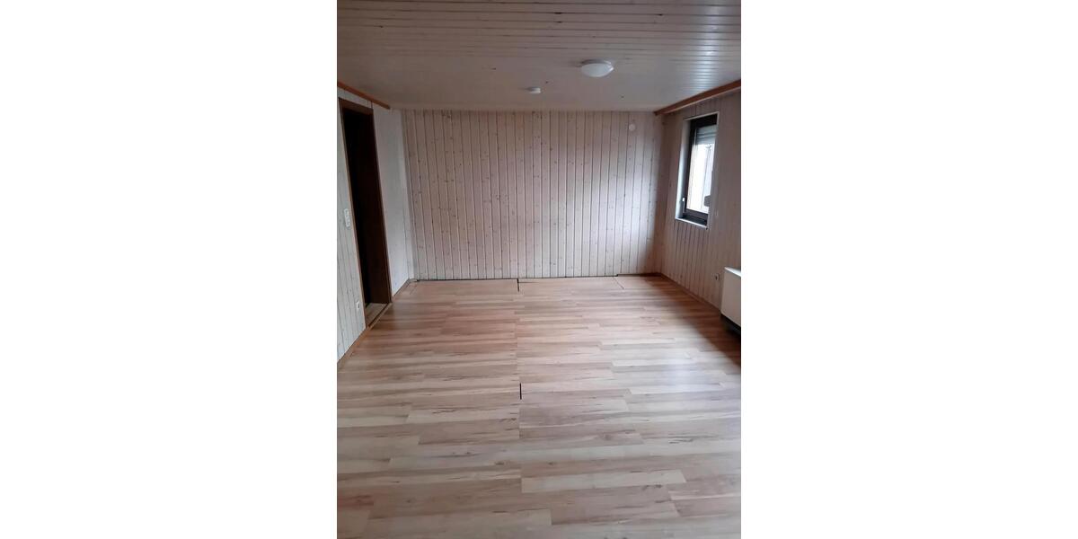 Doppelhaushälfte Neckartenzlingen - 5 Zimmer, 140 m&sup2;, 1.150&euro; | Angebot:24728093
