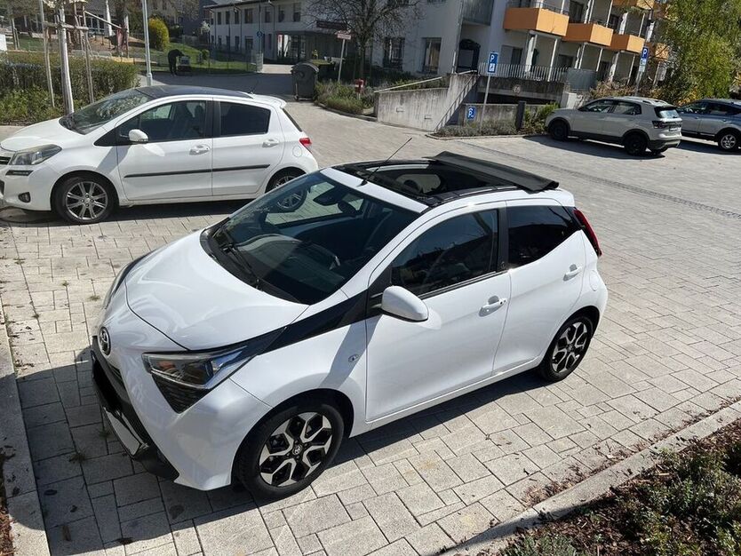 Aygo (X)