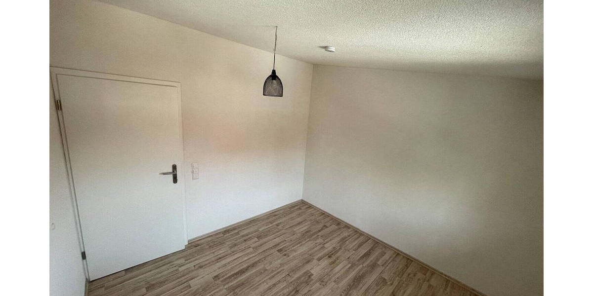 Etagenwohnung Waiblingen Beinstein - 4 Zimmer, 95 m&sup2;, 1.200&euro; | Angebot:26807653