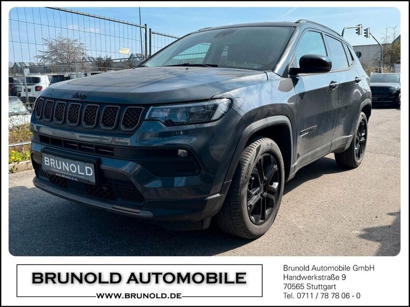 Jeep Compass 15.000 km 27.900 € Stuttgart 70565