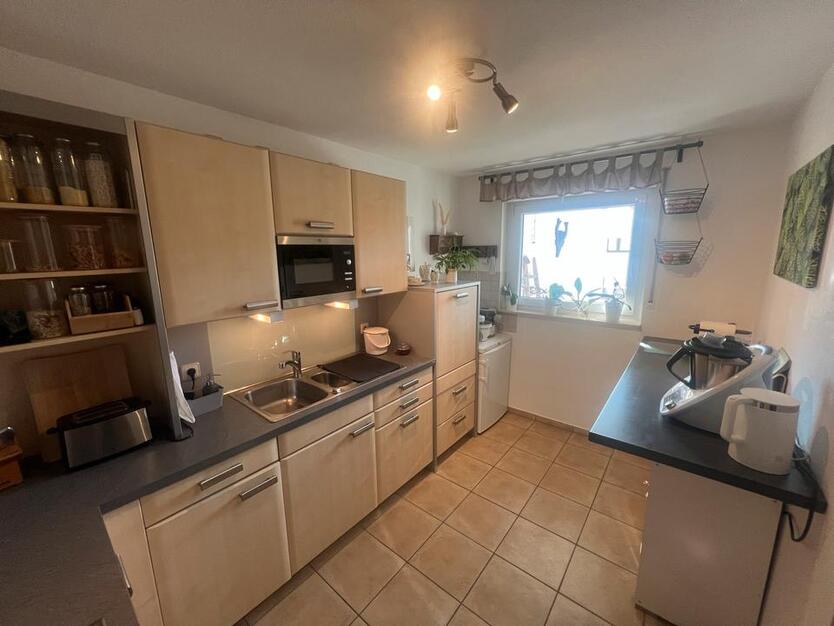 Schöne 3,5 Zimmer Eigentumswohnung mit 2 Balkonen