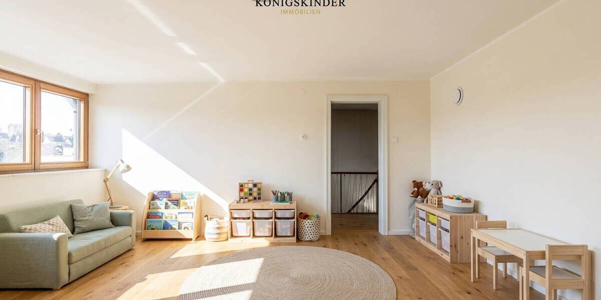 Reihenmittelhaus Stuttgart Zazenhausen - 6 Zimmer, 150 m&sup2;, 499.000&euro; | Angebot:25984386