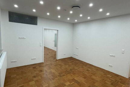 Wohnung Böblingen - 2 Zimmer, 90 m&sup2;, 985&euro; | Angebot:26376911