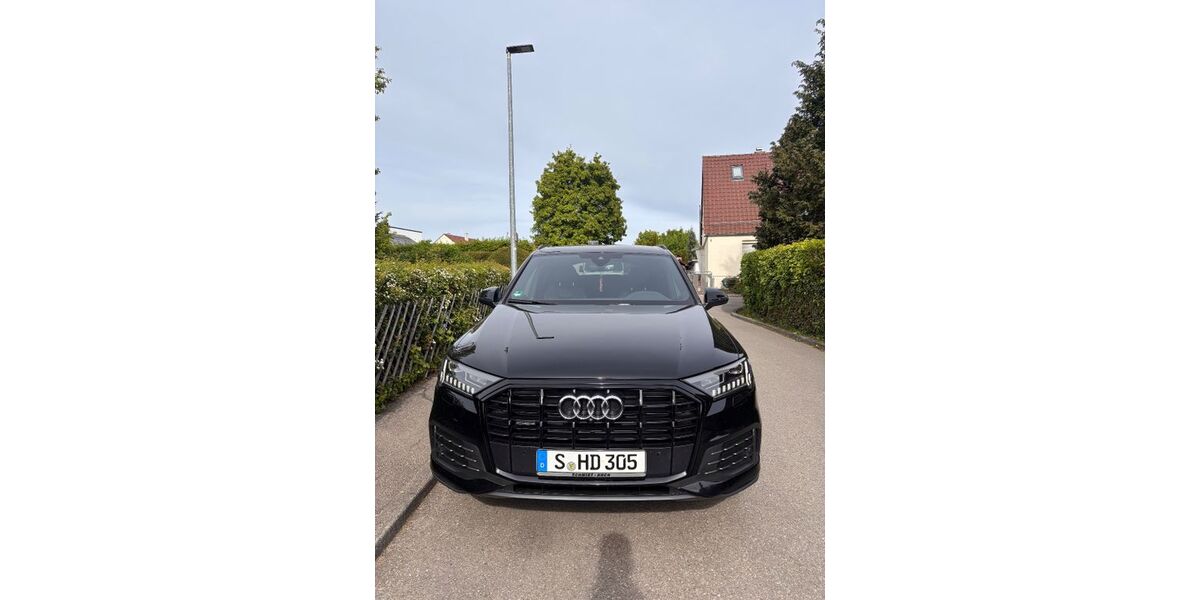 Audi Q7 74.867 km 55.990 &euro; Stuttgart 70499