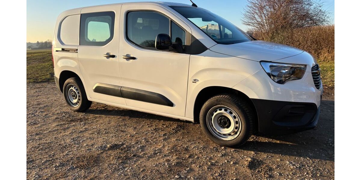 Opel Combo 78.669 km 12.499 &euro; Stuttgart 70599