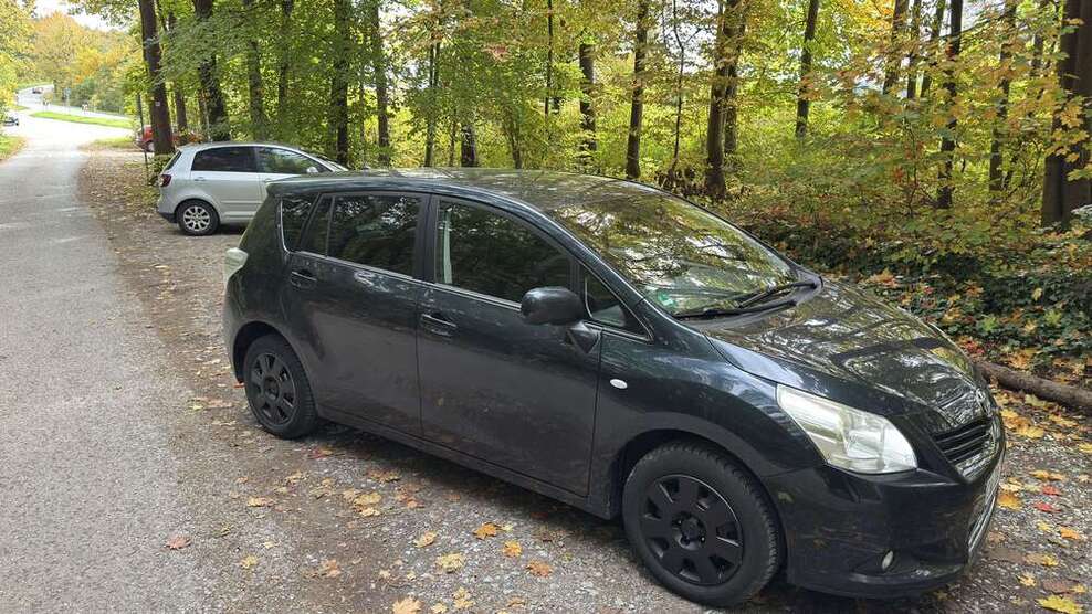 Toyota Verso 168.000 km 6.800 € Bad Liebenzell Unterhaugstett 75378