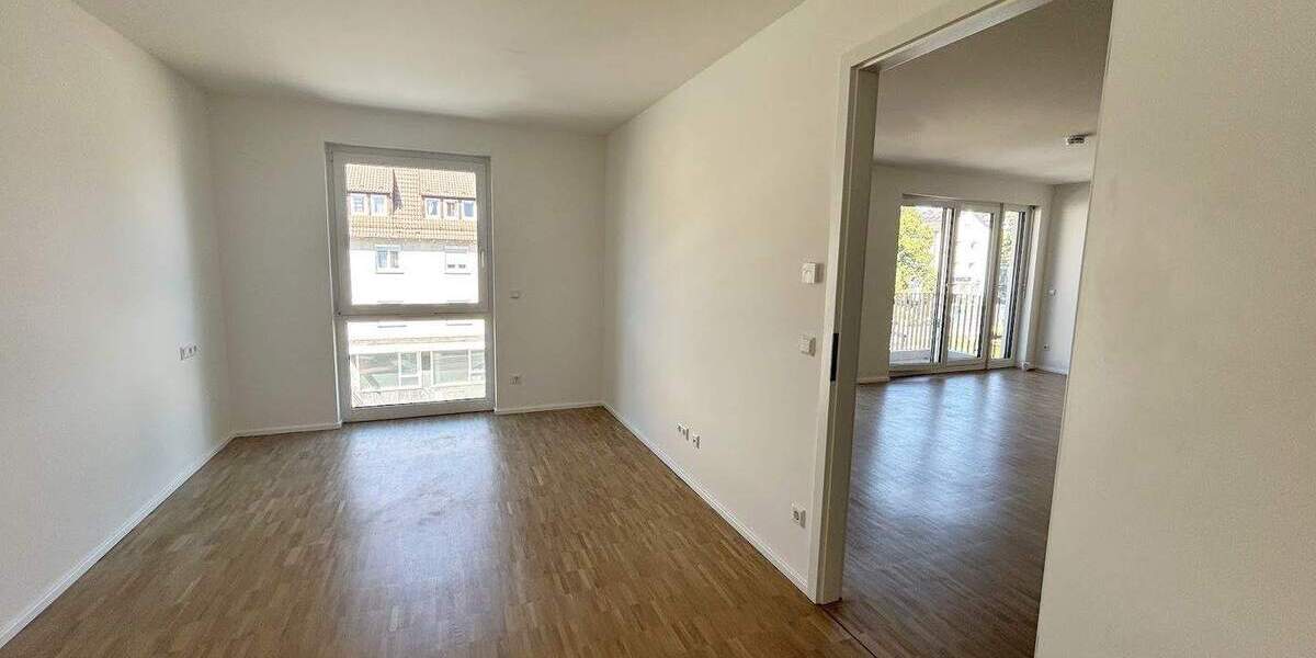 Etagenwohnung Stuttgart Untertürkheim - 3 Zimmer, 84 m&sup2;, 1.490&euro; | Angebot:23941553