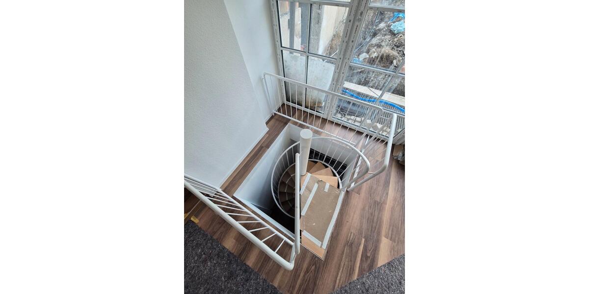Etagenwohnung Stuttgart Zuffenhausen - 3 Zimmer, 103 m&sup2;, 1.600&euro; | Angebot:26135976