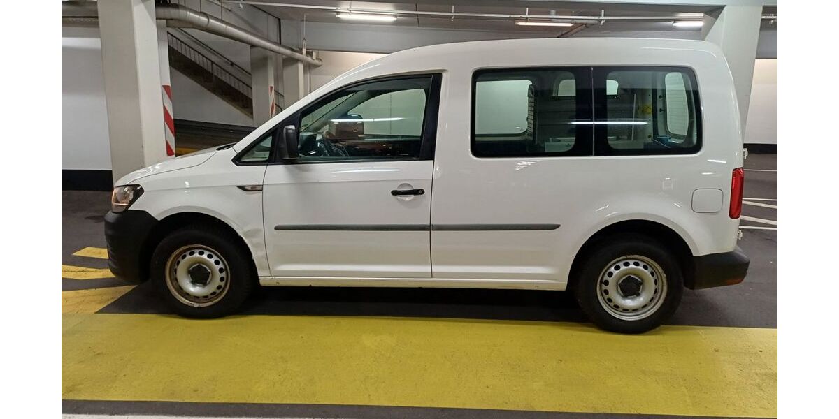 VW Caddy 115.000 km 11.990 € Esslingen am Neckar 73733