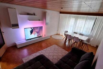 Wohnung Ditzingen - 3 Zimmer, 79 m&sup2;, 900&euro; | Angebot:26313635