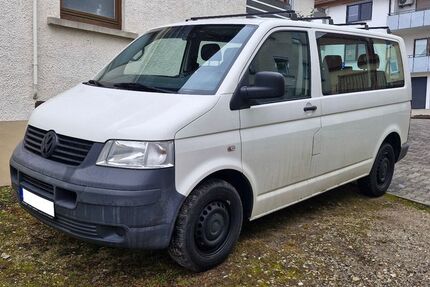 VW T5 Transporter 173.438 km 9.000 &euro; Nürtingen 72622