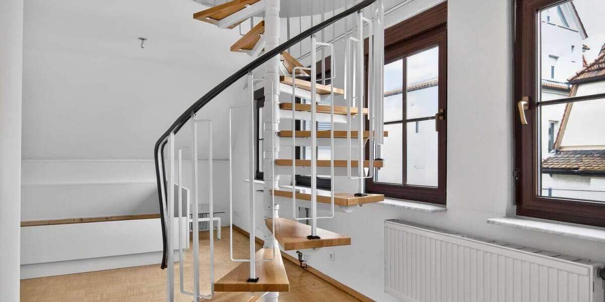 Freistehendes 3-Familienhaus in Stuttgart-Zuffenhausen - Mehrfamilienhaus, Wohnhaus Stuttgart Zuffenhausen | Angebot:25201617