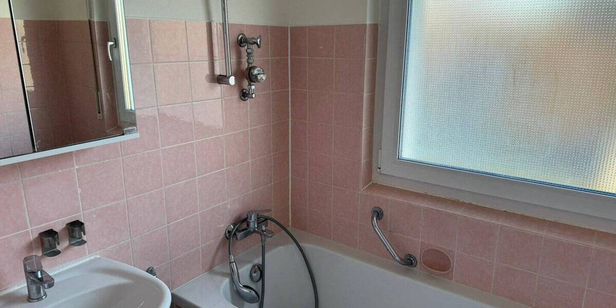 Etagenwohnung Stuttgart Stammheim - 2 Zimmer, 62 m&sup2;, 990&euro; | Angebot:26795104
